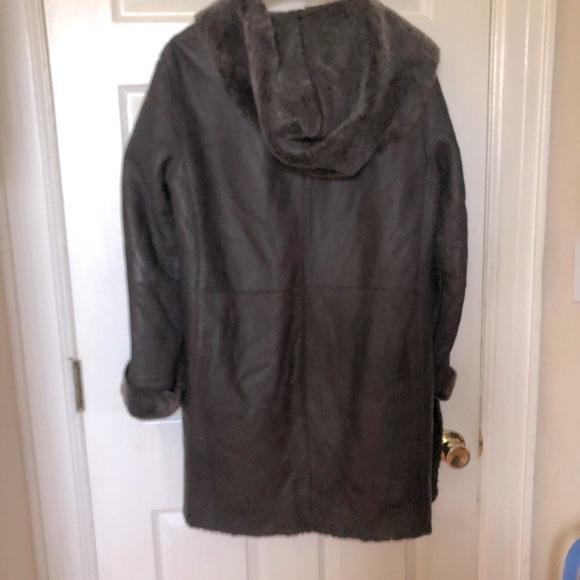 Jekel Shearling Coat Brown Saks Fifth Ave Made in France lightweight 12 - Picture 9 of 15